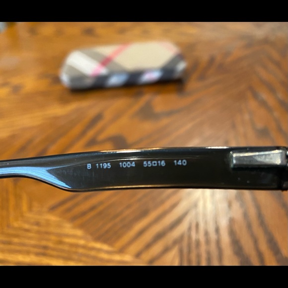 Eyeglass frames - Picture 4 of 6